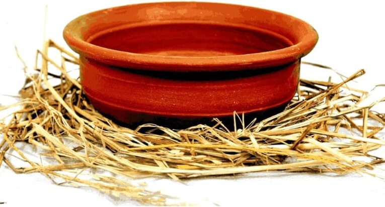 Clay sambar kuzhambu chatti